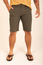 BERMUDA MASCULINA EM SARJA