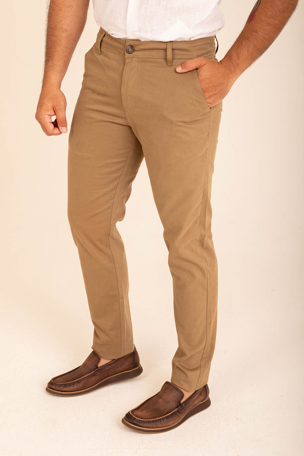 CALCA MASCULINA EM SARJA