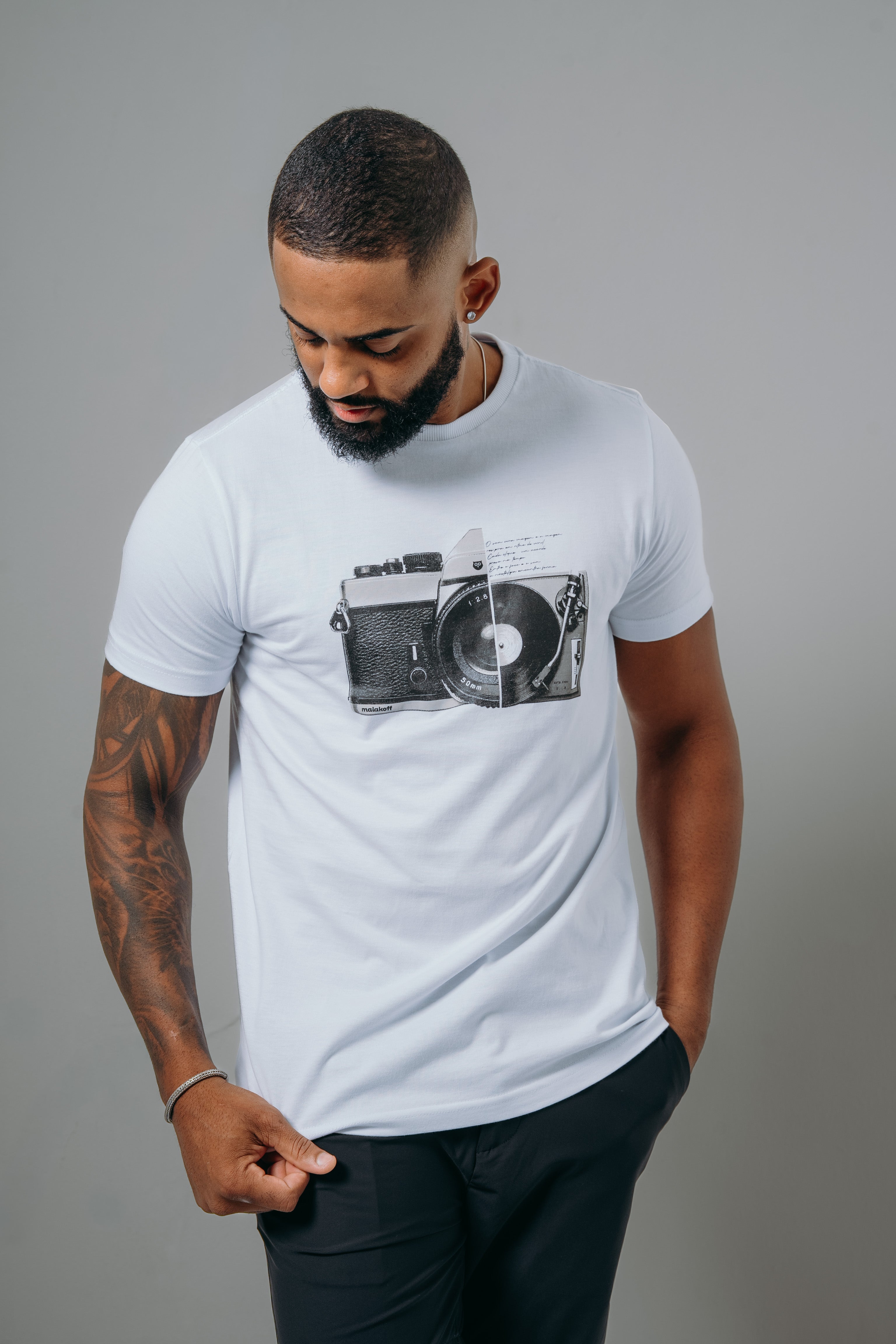 T-SHIRT MASCULINA MAQUINA FOTOGRÁFICA