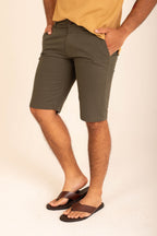 BERMUDA MASCULINA EM SARJA