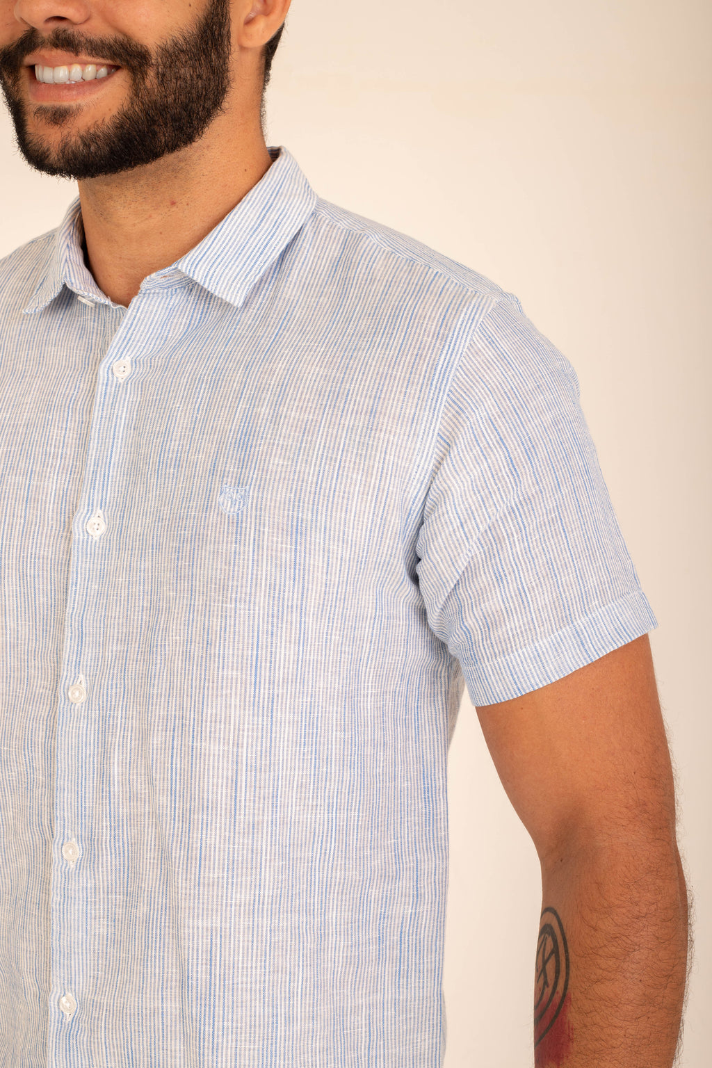 CAMISA MASCULINA LISTRADA