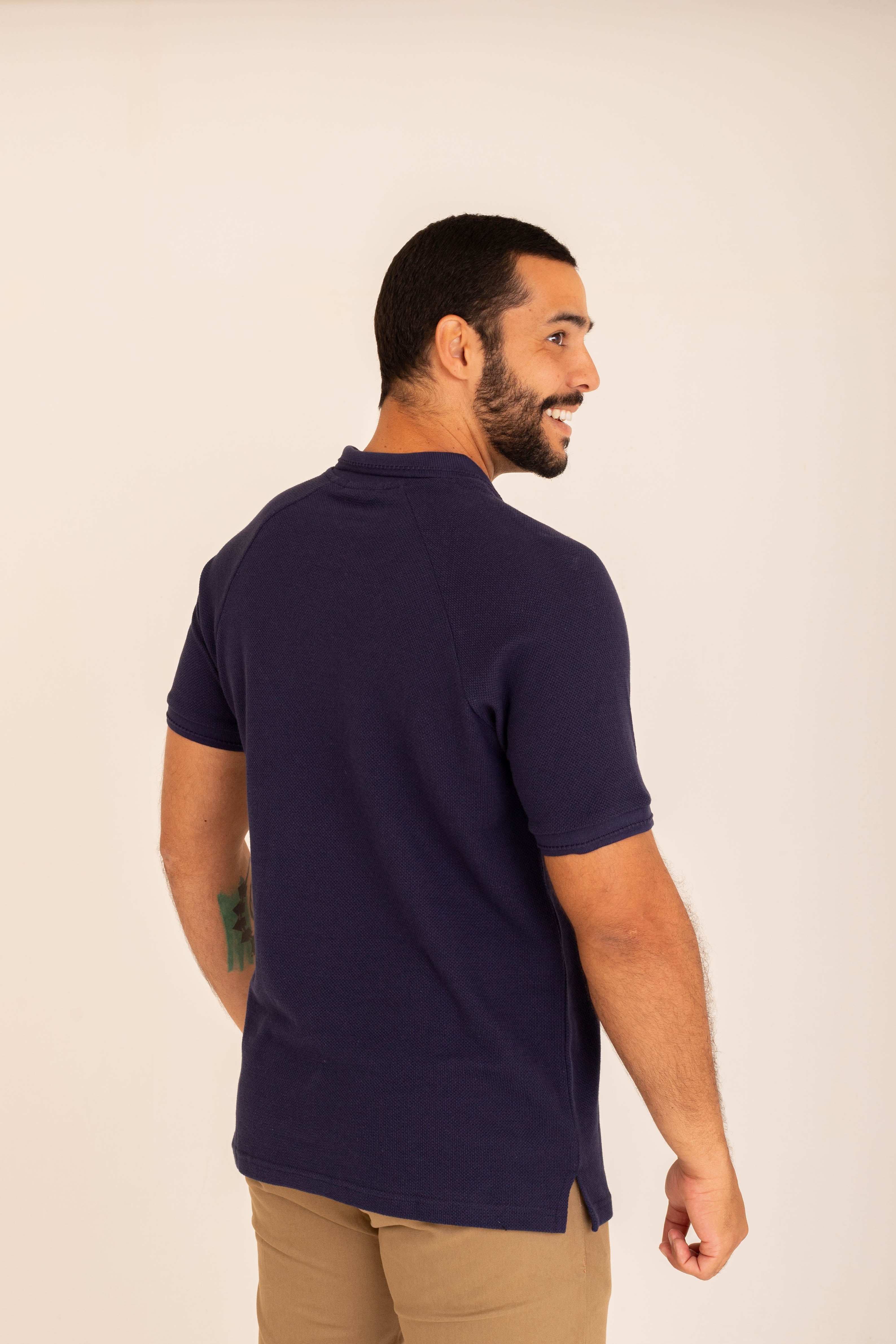POLO RAGLAN TEXTURIZADA