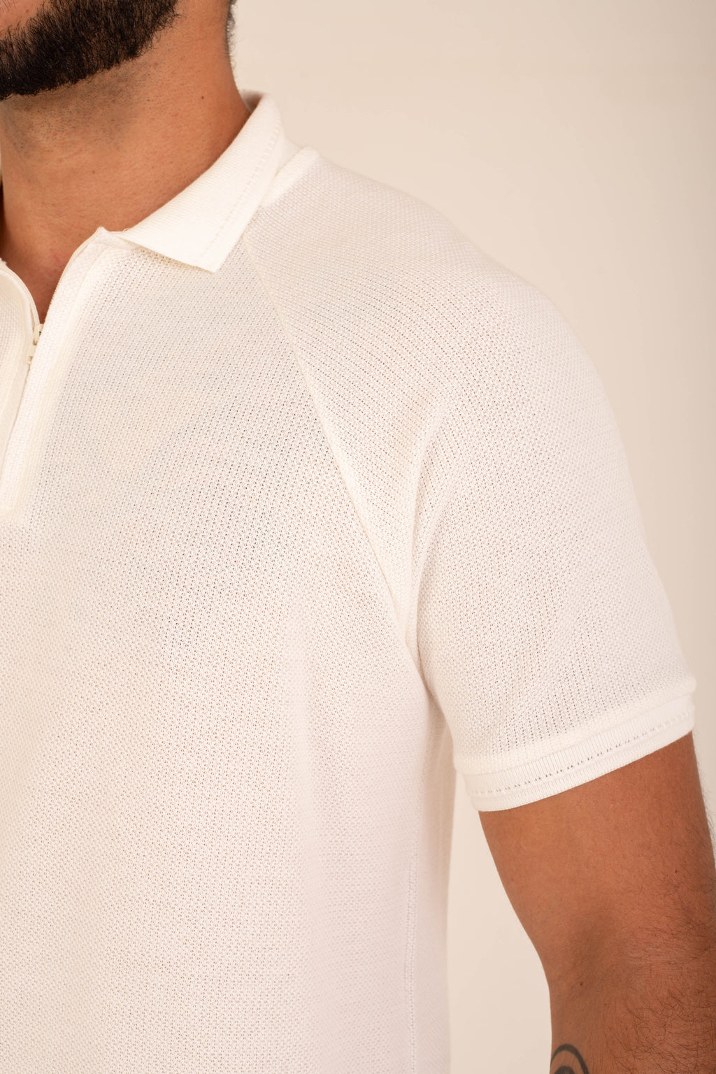 POLO RAGLAN TEXTURIZADA